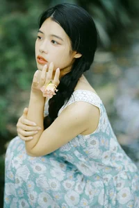 The Art of Summer: Long Xing Er’s Ethereal Portrait Series - image 19