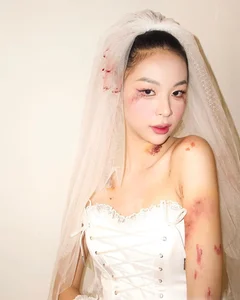 Vietnamese Stars Slay Halloween as Taylor Swift and Joker - image 0