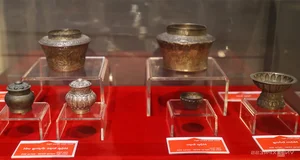 Historical Treasures in Ho Chi Minh City: A Showcase of Rare Multi-Material Antiques and Cultural Heritage - image 5