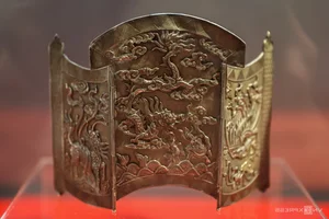 Historical Treasures in Ho Chi Minh City: A Showcase of Rare Multi-Material Antiques and Cultural Heritage - image 4