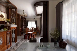 Modern 120m2 Garden House: A Harmonious Blend of Tradition and Innovation - image 3