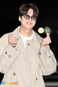 Park Min Young and 'Marry My Husband' Cast Enjoy Reward Trip to Vietnam - image 10