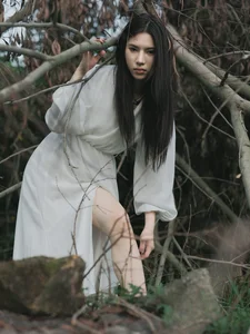 YiTuYu Art Language Vol.4698: Exquisite Photography Showcase Featuring Xiao Yu - image 33