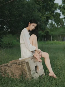YiTuYu Art Language Vol.4698: Exquisite Photography Showcase Featuring Xiao Yu - image 6