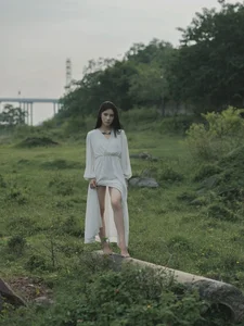 YiTuYu Art Language Vol.4698: Exquisite Photography Showcase Featuring Xiao Yu - image 4