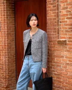 5 Chic and Warm Spring Outfit Ideas for 2026: Minimalist Fashion Inspiration for Sunny Days and Festive Celebrations - image 1