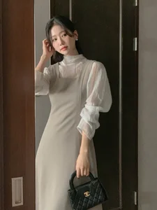 5 Chic and Warm Spring Outfit Ideas for 2026: Minimalist Fashion Inspiration for Sunny Days and Festive Celebrations - image 9