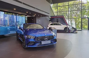 March Car Sales: Record Discounts on Mercedes, Ford, and Honda in Vietnam - image 1