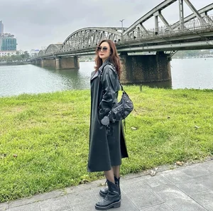 5 Ageless Fashion Staples to Elevate Your Wardrobe Inspired by Actress Hong Diem - image 3