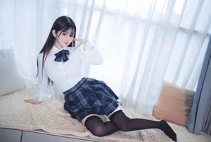 Pure Elegance: Coser Sakurai Nening in Classic JK Uniform Part02 Collection - image 4