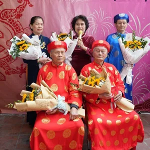 Celebrating Lunar New Year with a Massive 300-Member Family in Hanoi - image 6