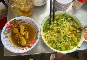 Discover Bún Xiêm Lo: The Unique Mekong Delta Noodle Soup Captivating Food Lovers - image 5
