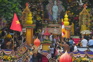 Thousands Gather for the Avalokitesvara Festival in Da Nang: A Spectacular Celebration of Buddhist Culture and Tradition - image 6