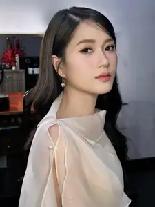 Lâm Vỹ Dạ's Stunning Transformation: Upgraded Beauty and Radiant Aura After 14kg Weight Loss! - image 6