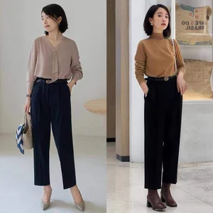 Chic Fashion for Women Over 40: Three Essential Pant Styles for a Standout Look - image 8