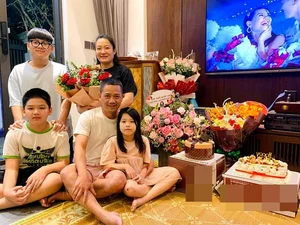 The Private Life of 'Dai Gia Chan Dat' Director and His Family - image 0