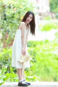 Captivating Visuals in Art Language Vol.5273 Featuring Ying Rao – YiTuYu Art Series - image 2