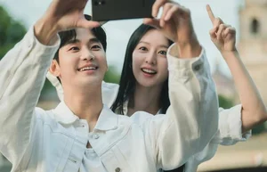 Iconic Leading Ladies Who Starred Alongside K-Drama Superstar Kim Soo Hyun - image 16