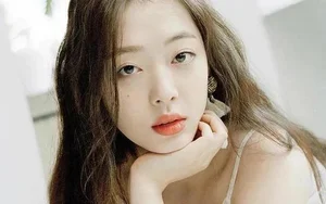 Iconic Leading Ladies Who Starred Alongside K-Drama Superstar Kim Soo Hyun - image 6