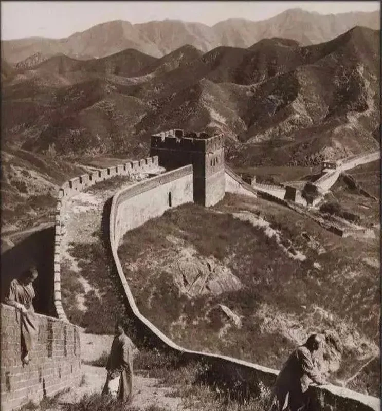 Rare Late Qing Dynasty Photos: Revealing the Authentic Looks of Imperial Princesses