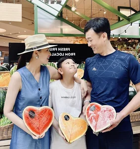 Sweet International Women’s Day Celebrations: How Vietnamese Celebrities Marked March 8th - image 2