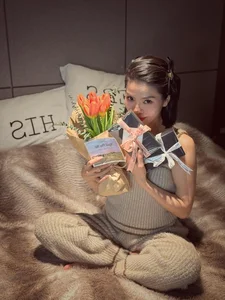 Sweet International Women’s Day Celebrations: How Vietnamese Celebrities Marked March 8th - image 4