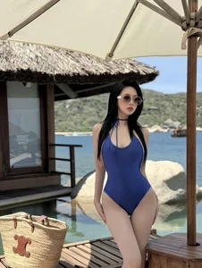 Timeless Beauty: How Hanoi’s Top Influencer Maintains a Stunning Figure at 40 - image 2