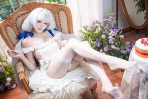 Coser Gua Xi Jiang as Illustrious Azur Lane: Graceful and Alluring Beauty - image 3