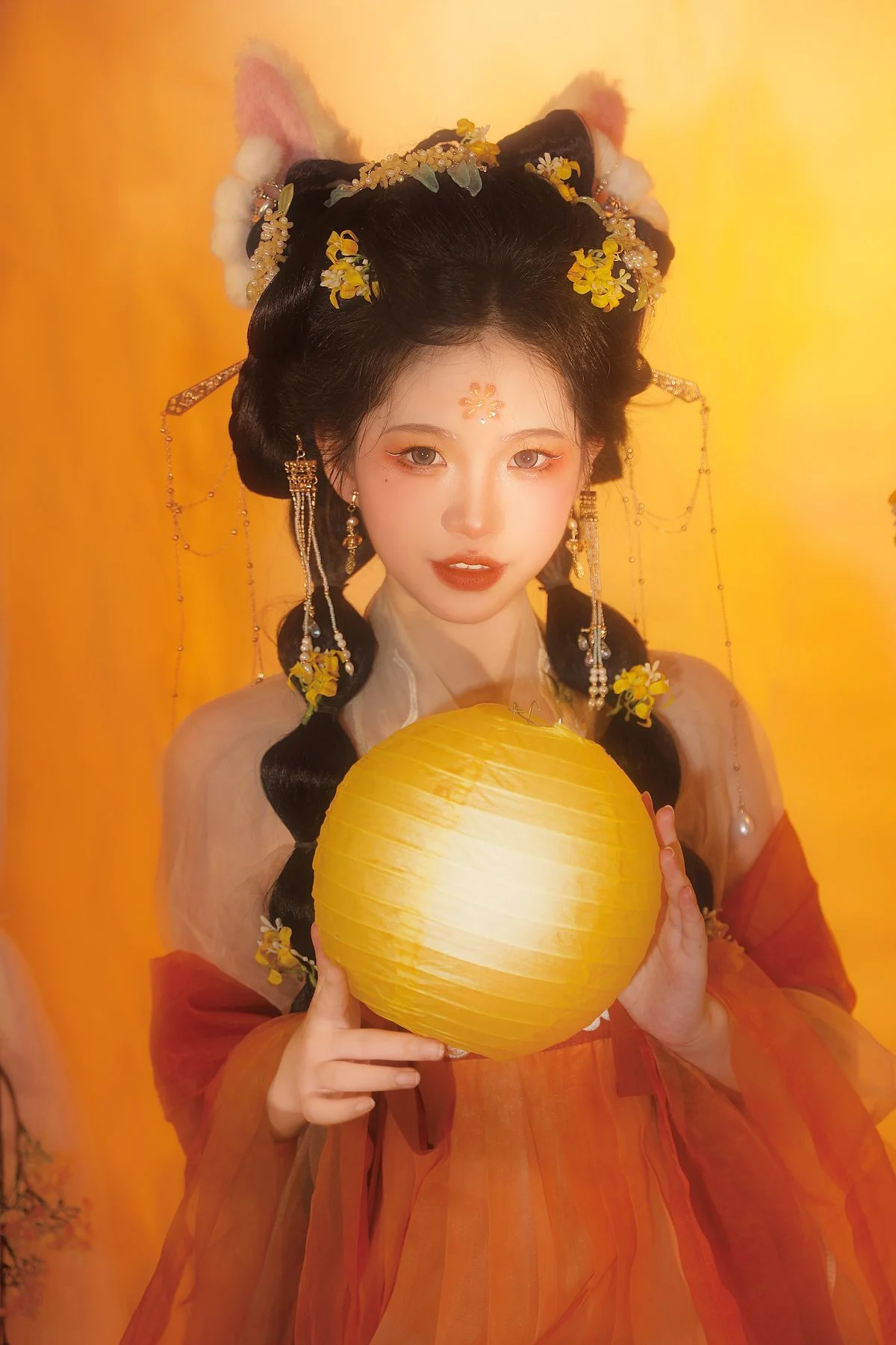 YiTuYu Art Language Vol.5912: Sophistication and Style with the Stunning Jin Shang Photography Gallery