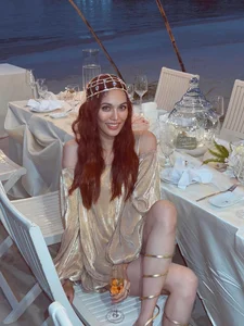 Supermodel Lan Khue’s Luxurious Family Getaway: A Glimpse into Elite Living - image 9