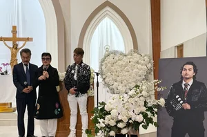 A Final Farewell: Family and Colleagues Honor the Late Duc Tien - image 1