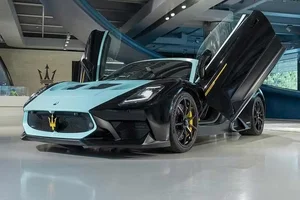 A Masterpiece on Wheels: The Custom Maserati MC20 GT2 Built for a Taiwan Tycoon - image 9