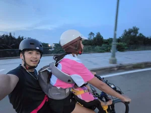 Vietnamese Star News: Dam Vinh Hung Undergoes Surgery and Thuy Tien TikTok Clip Sparks Online Buzz - image 31