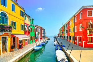 Breathtaking Scenic Drives: The Most Beautiful Roads in the World - image 7