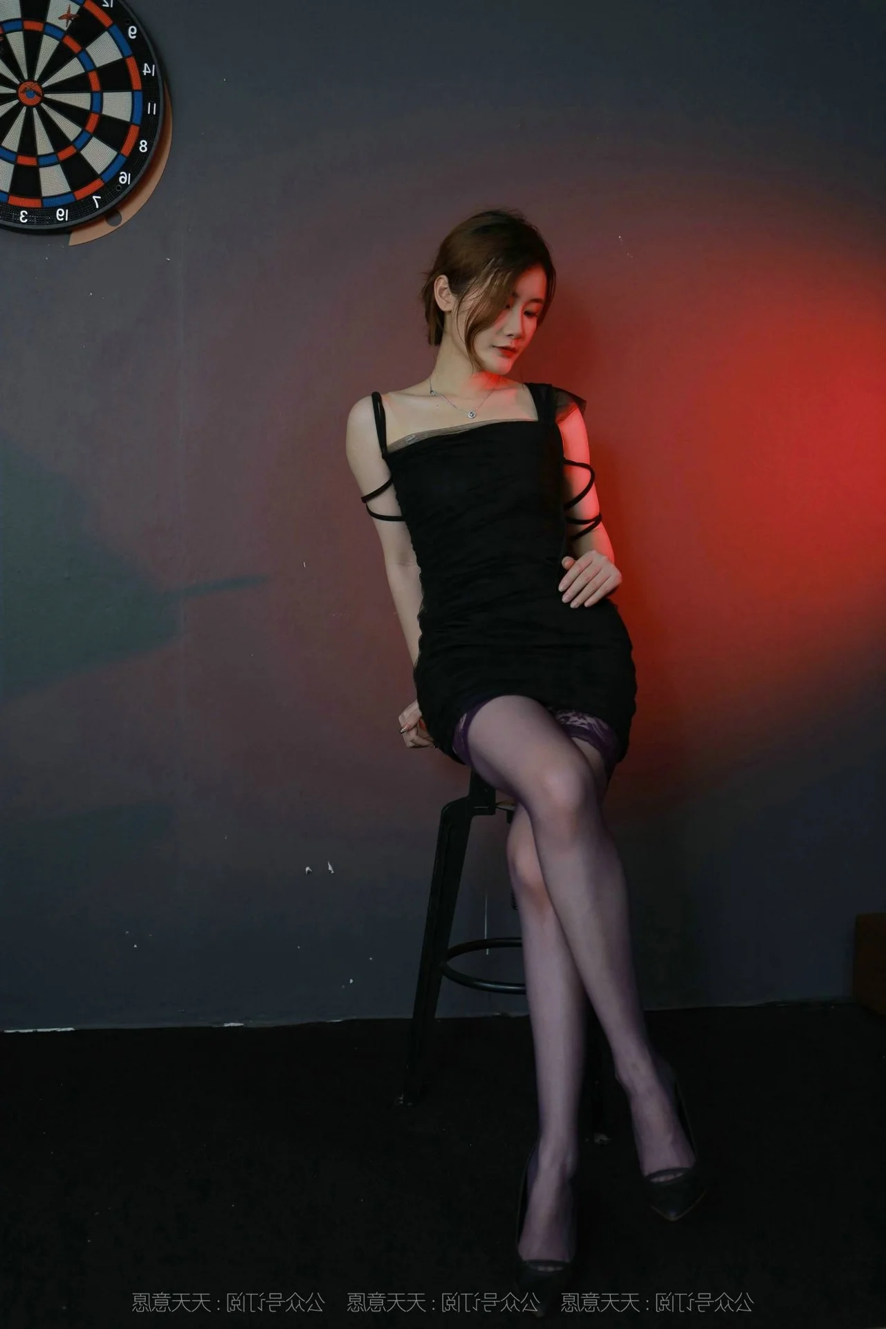 Elegant Hosiery Photography Featuring Ziwei: A Colorful IESS Collection