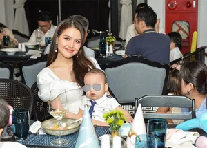 Phanh Lee Celebrates Son's Birthday While Maintaining Husband's Privacy - image 3