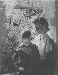 Rare Historical Photos: Everyday Life in the Soviet Union in 1945 - image 7
