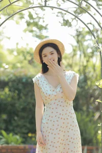 Xiao Meng Captures the Spotlight in YiTuYu Art Language Vol.7014 - image 21