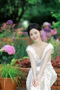 Xiao Meng Captures the Spotlight in YiTuYu Art Language Vol.7014 - image 1