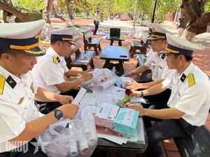 Festive Spirits on the Spratly Islands: How Soldiers and Residents Celebrate Major Holidays - image 5