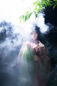YiTuYu Art Language Vol.10249 Tao Chi: A Captivating 17-Photo Portrait Collection for Digital Art and Photography Enthusiasts - image 13