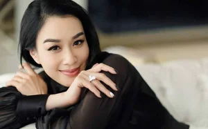 Ageless Elegance: The Stunning 54-Year-Old Vietnamese Beauty Captivating Asia - image 7