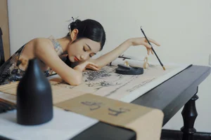 YiTuYu Art Language Vol.7245 O1ne Wan Elegant Art Gallery - image 1