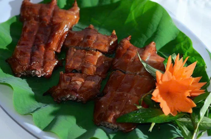 Culinary Journey: 6 Unforgettable Dishes from the Mekong Delta's Floating Season