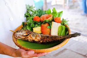 Culinary Journey: 6 Unforgettable Dishes from the Mekong Delta's Floating Season - image 4