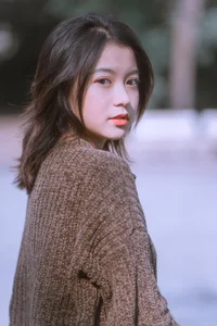The Timeless Charm of Tran Thu Trang: A Gallery of Grace and Contemporary Beauty - image 2