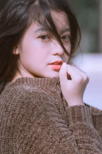 The Timeless Charm of Tran Thu Trang: A Gallery of Grace and Contemporary Beauty - image 1