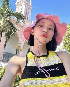 Korean Beauty Visits Vietnam: Elegant Fashion and Flawless Style - image 7