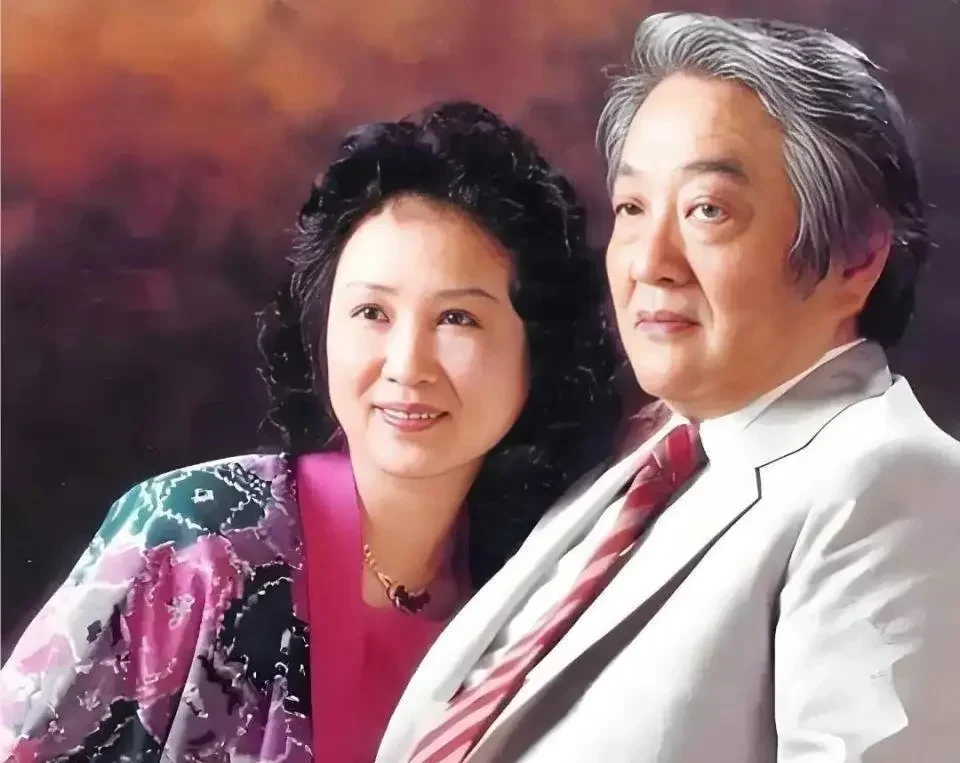 The Timeless Beauty of Qiong Yao and Brigitte Lin in 1973