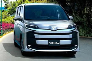 Suzuki Landy 2026: The Ultimate 8-Seater Family MPV for Under 800 Million - image 4